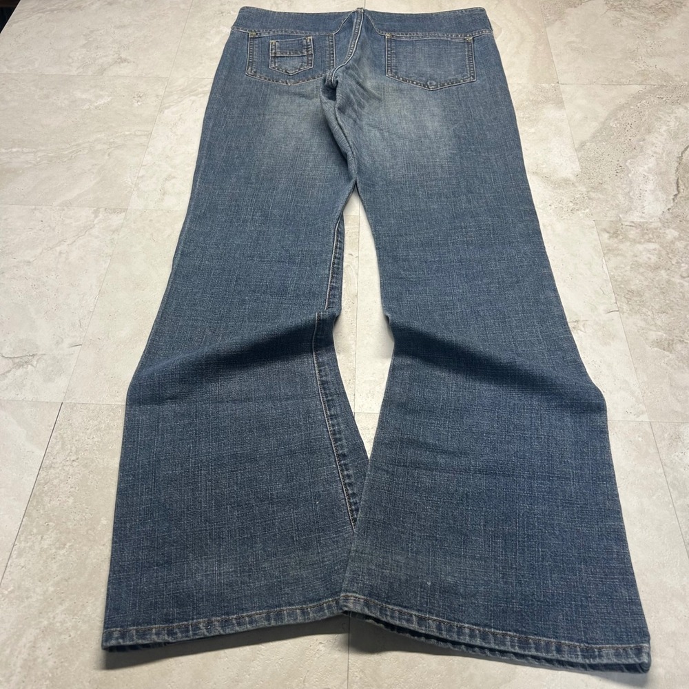 American Eagle Flare Jeans Medium Wash Blue Womens Size 12 Low Rise Y2K Stretch